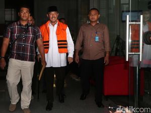 KPK Minta Lembaga Survei Kembalikan Duit dari Bupati Bandung Barat KPK Minta Lembaga Survei Kembalikan Duit dari Bupati Bandung Barat