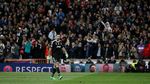 Murka Buffon pada Michael Oliver