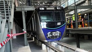 Bernuansa Biru, Kereta MRT Jakarta Tak Lagi Mirip Jangkrik