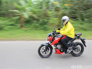 Merasakan Macet Bersama Suzuki GSX-S 150