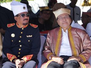 Rizal Ramli Hadiri HUT Kota Tidore