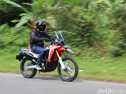 Membawa Honda CRF250 Rally Touring ke Puncak