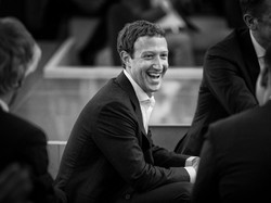 Disidang DPR AS 10 Jam, Zuckerberg Kantongi Rp 41 Triliun