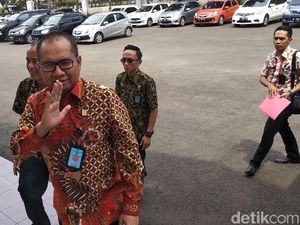 Napi Pakai Ponsel Peras Wanita Bugil, Bukti Sipir Lalai?