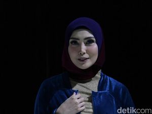 Kagetnya Fenita Arie saat Tahu Tagihan Listriknya Rp 18 Juta Kagetnya Fenita Arie saat Tahu Tagihan Listriknya Rp 18 Juta