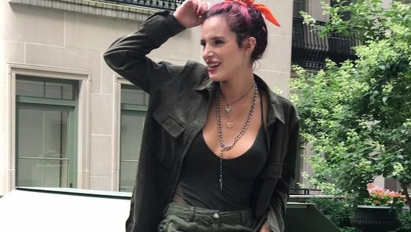Si Cantik Bella Thorne, Sekali Posting Rp 864 Juta di Instagram
