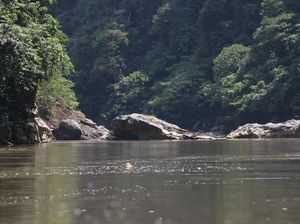 Main ke Desa Tanpa Listrik dan Sinyal HP, Berani Coba?