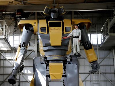 Foto: Robot Impian Masa Kecil 7,3 Ton Dijajal di Jepang