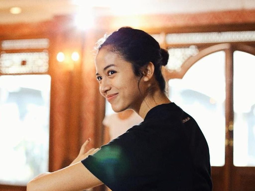 Rehat dari Dunia Hiburan, Putri Marino Tekuni Bisnis Busana Rehat dari Dunia Hiburan, Putri Marino Tekuni Bisnis Busana