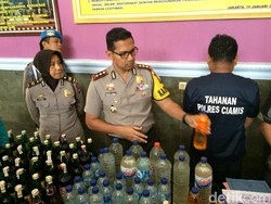 Polisi Ciduk Penjual Miras Oranye yang Tewaskan Pria Ciamis