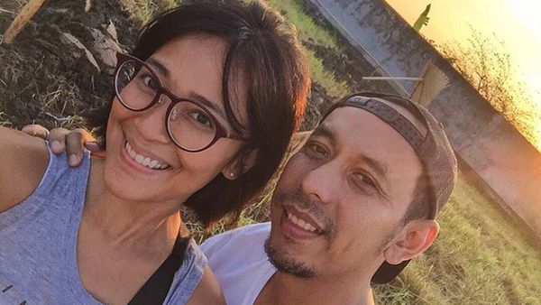 Kemesraan yang Terus Membara di 15 Tahun Pernikahan Pongki-Sophie