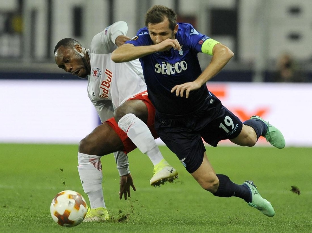 Sempat tertinggal, Red Bull Salzburg sukses menekuk Lazio 4-1 di leg kedua perempatfinal Liga Europa. (Foto: Marco Rosi/Getty Images)