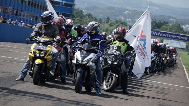 Yamaha Sunday Race