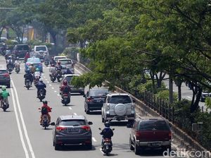 Hari Pertama PSBB, Polisi hingga Satpol PP Awasi 19 Titik di Depok Hari Pertama PSBB, Polisi hingga Satpol PP Awasi 19 Titik di Depok