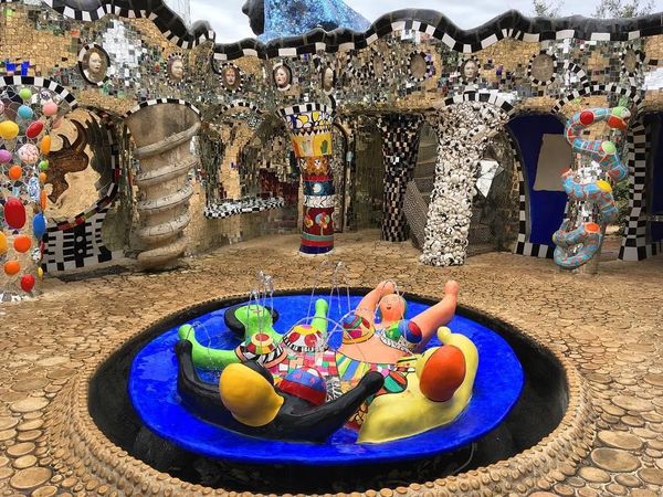 Foto: Taman Tarot yang Unik di Italia