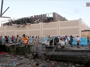 Ledakan di Stadion Bola Somalia, 5 Orang Tewas Ledakan di Stadion Bola Somalia, 5 Orang Tewas