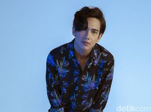 7 Fakta Adipati Dolken, Pemeran Kasino dalam Warkop DKI Reborn 3 7 Fakta Adipati Dolken, Pemeran Kasino dalam Warkop DKI Reborn 3