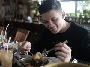 Buka Jasa Travel, Irwansyah Cs Tak Khawatir Buka Jasa Travel, Irwansyah Cs Tak Khawatir