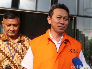 Bupati Kebumen Nonaktif Segera Jalani Sidang Kasus Suap Bupati Kebumen Nonaktif Segera Jalani Sidang Kasus Suap