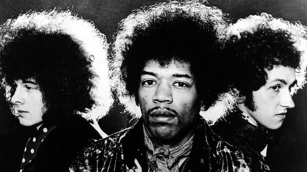 circa 1968:  Portrait of the rock group The Jimi Hendrix Experience, left to right, Noel Redding (1945 - 2003), Jimi Hendrix (1942 - 1970) and Mitch Mitchell.  (Photo by Hulton Archive/Getty Images)