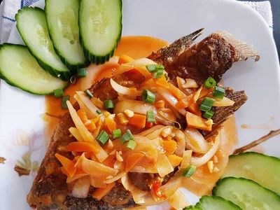 Netizen Pamer 10 Gurame Asam Manis yang Enak Ini