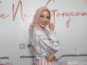 Chacha Frederica Curhat Nggak Enaknya Tidur Pakai Masker saat Kena COVID-19 Chacha Frederica Curhat Nggak Enaknya Tidur Pakai Masker saat Kena COVID-19