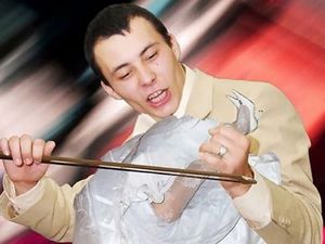 10 Foto Pernikahan Paling Aneh, Bikin Geleng-geleng Kepala 10 Foto Pernikahan Paling Aneh, Bikin Geleng-geleng Kepala