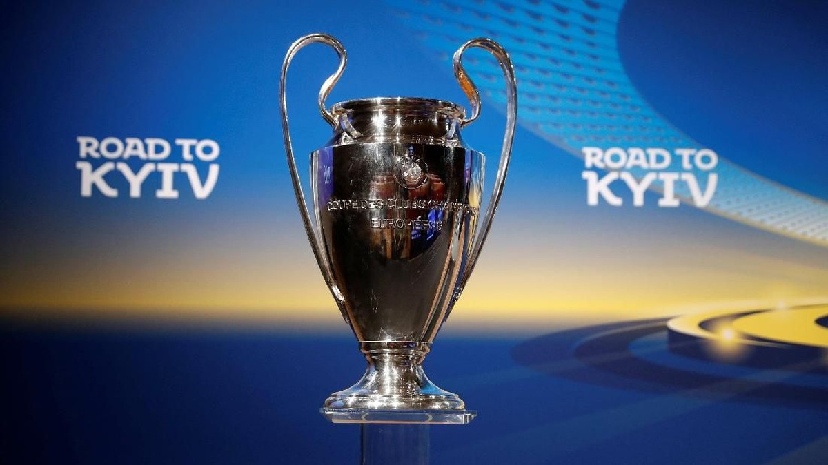 Trofi Liga Champions (Foto: Stefan Wermuth/Reuters)