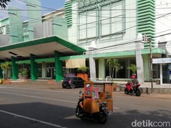 Bangunan Mal Aset Pemkot Pasuruan Ini Dibiarkan Mangkrak