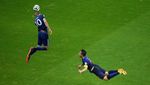 Deretan Meme Gol Hadiah yang Bikin Kane Baper