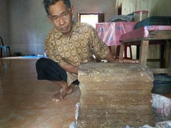 Batu yang Tak Bisa Hancur Terungkap Berkat Obrolan di Warung Kopi
