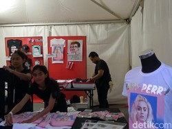 Pernak-pernik Berwarna Katy Perry di Konser Witness Tour