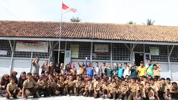 Menpora di SD Pulau Pisang: Muncul Nama Ronaldo, Evan Dimas, dan Bepe