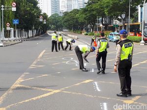 Polisi Olah TKP Tanpa Tiara Model Penabrak Driver Ojol