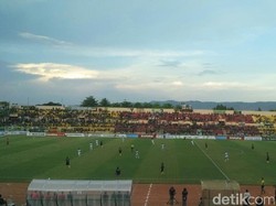Pascabentrok, Persija vs Persebaya Dilarang Main di SSA Bantul