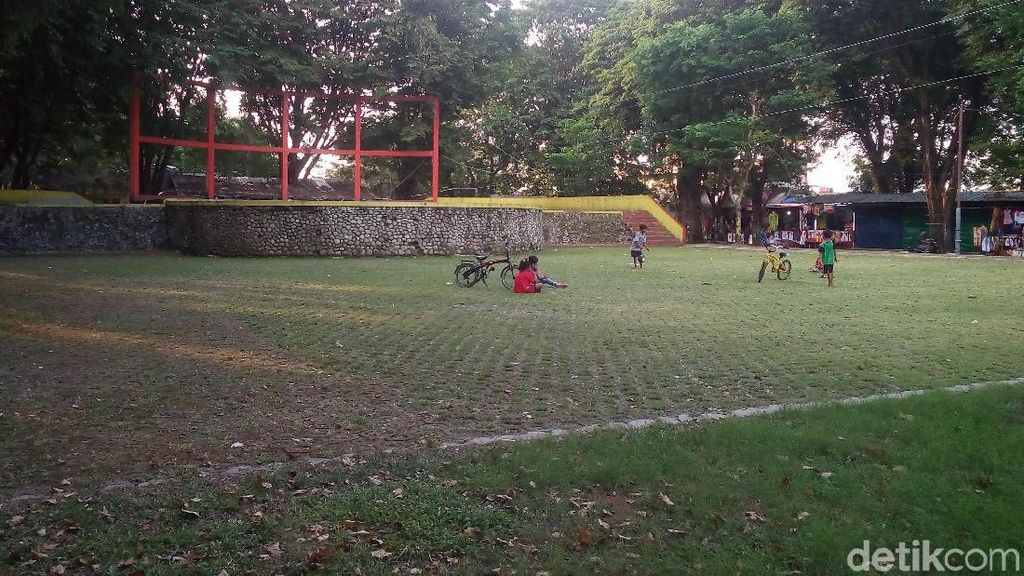Foto: Ini Lokasi Tari Erotis di Pantai Kartini Jepara Foto: Ini Lokasi Tari Erotis di Pantai Kartini Jepara
