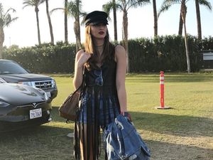 Gaya Nia Ramadhani di Coachella Tak Seperti Ibu Tiga Anak