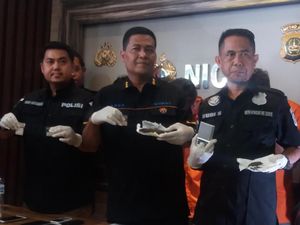 3 Tersangka Jaringan Pengedar ke Riza Shahab Positif Narkoba