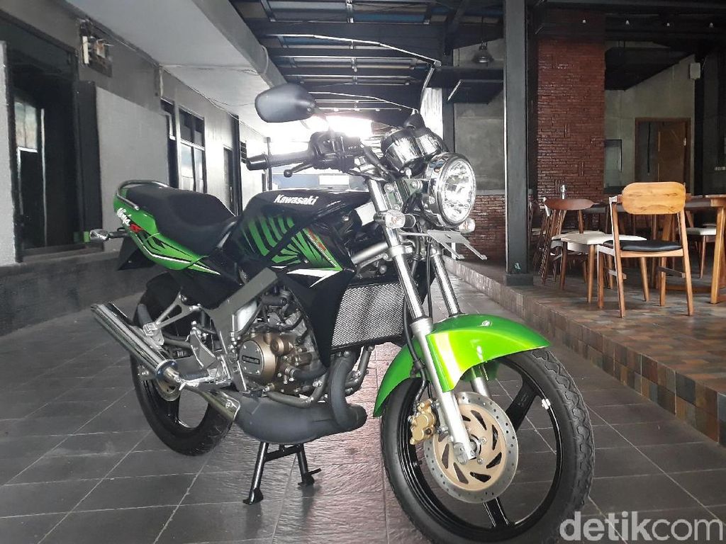 Sudah Langka, Tiap Bulan Harga Ninja 2 Tak Naik Rp 2 Juta Sudah Langka, Tiap Bulan Harga Ninja 2 Tak Naik Rp 2 Juta