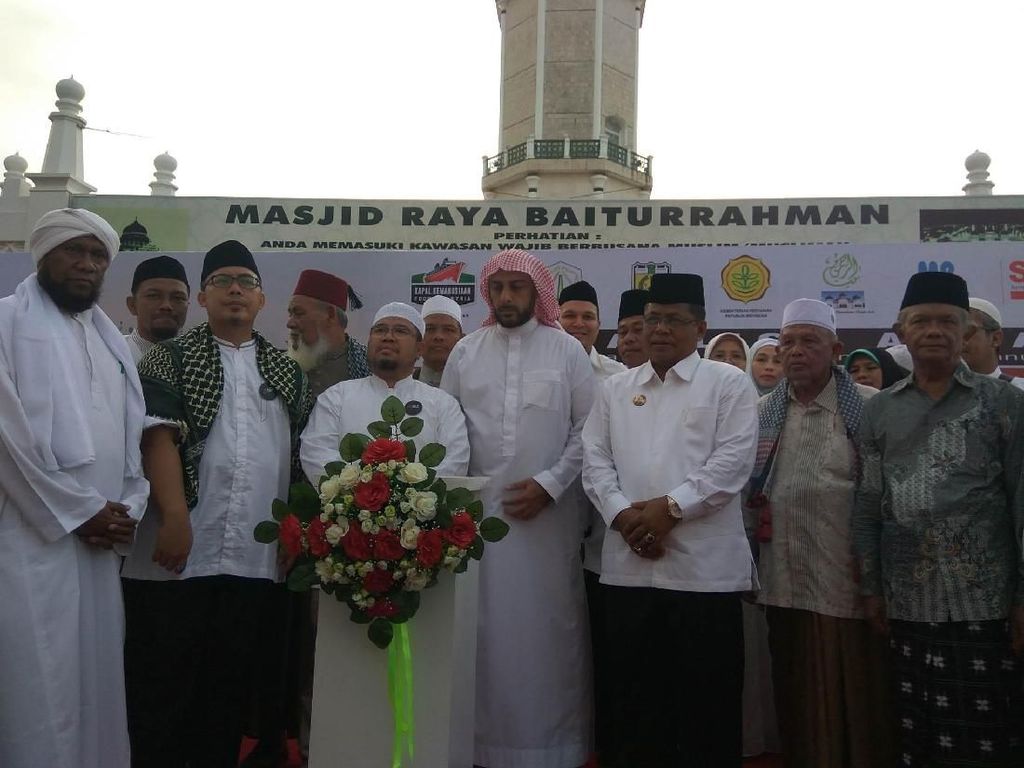 Diawali Tablig Akbar, 1000 Ton Beras untuk Suriah Dikirim dari Aceh Diawali Tablig Akbar, 1000 Ton Beras untuk Suriah Dikirim dari Aceh