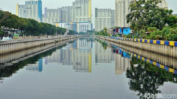 Kali Sentiong Kemayoran Bersih dari Sampah