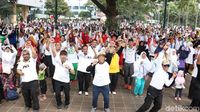 Foto: Senam dan Jalan Sehat PKS di Balai Kota Jakarta
