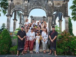 Finalis Miss Universe 2015 Terpesona Keramahan Warga Bali Finalis Miss Universe 2015 Terpesona Keramahan Warga Bali