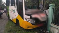 Foto: Bus Rombongan Zikir Akbar Kecelakaan, 2 Orang Tewas