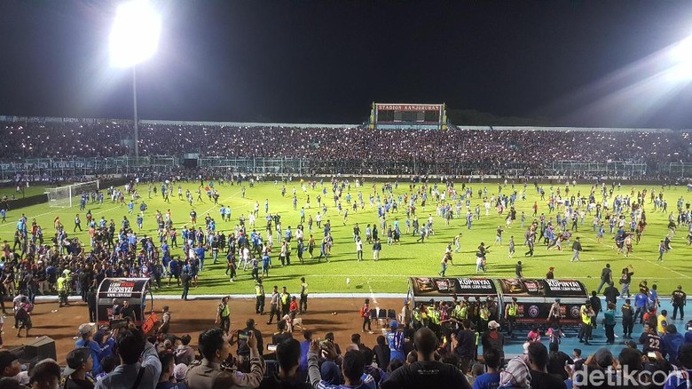 Soal Kericuhan di Kanjuruhan, Arema FC Tunggu Keputusan Komdis Soal Kericuhan di Kanjuruhan, Arema FC Tunggu Keputusan Komdis