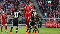 7. Sandro Wagner mencetak total 12 gol di Bundesliga musim ini dengan tepat separuhnya, enam gol, lahir lewat sundulan. Di paruh pertama ia membela Hoffenheim sebelum direkrut Bayern Munich di musim dingin. (Foto: Michael Dalder/Reuters)