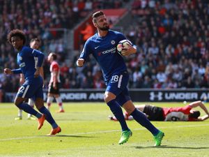 Senangnya Conte Lihat Giroud yang Bugar dan Bisa Cetak Gol