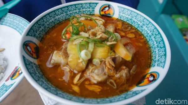Intip 8 Potret Keseruan Wisata Kuliner di Festival Jajanan Bango 2018