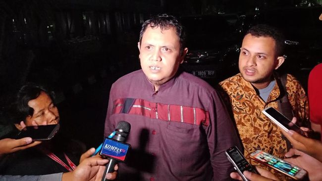 Ketua Cyber Indonesia Klarifikasi Konten Laporan Terkait Amien Rais Ketua Cyber Indonesia Klarifikasi Konten Laporan Terkait Amien Rais