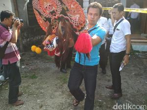 Guru Tari Jaranan yang Diduga Cabuli 10 Anak Resmi Tersangka